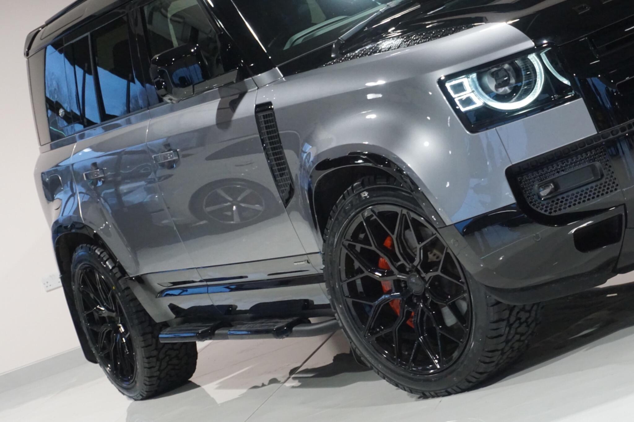 Land Rover Defender 110 3.0 D300 MHEV X SUV 5dr Diesel Auto 4WD Euro 6 (s/s) (300 ps)